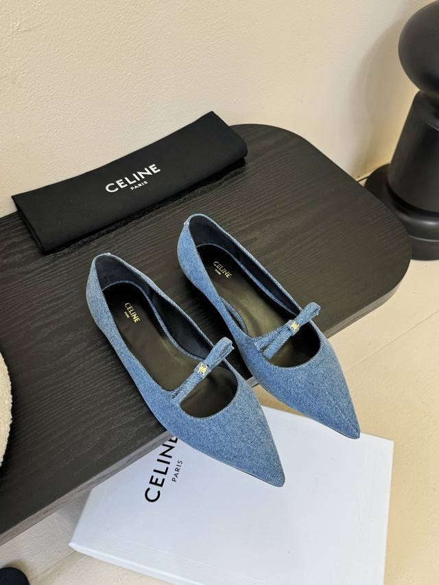 Celin*经典复古尖头高跟鞋 塞林这系列真的很复古 无敌搭配怎么穿都超级好看 小尖头是设计巨显脚瘦小 面料原版定制材质 内里垫脚均为小羊皮 意大利进口真皮大底
