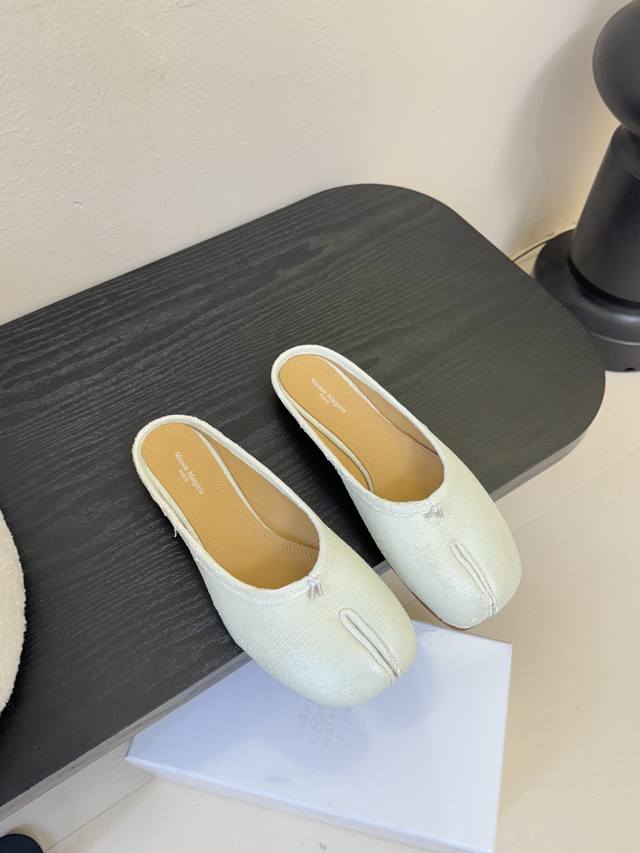 代购级版 Maison Margiela 马吉拉 Tabi褶皱芭蕾舞鞋 太火了！依旧保持的高水准出货！可以一直相信咱家的马吉拉马吉拉这双皮子很软！！可以暴走的程