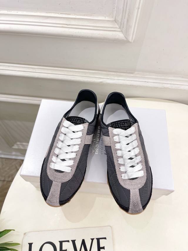 Maison Margiela 马吉拉 2025Ss 早春新品Sprinters拼色低帮运动鞋休闲鞋 Mm6作为这两年最受欢迎的鬼才设计师品牌，设计简单、奢华的