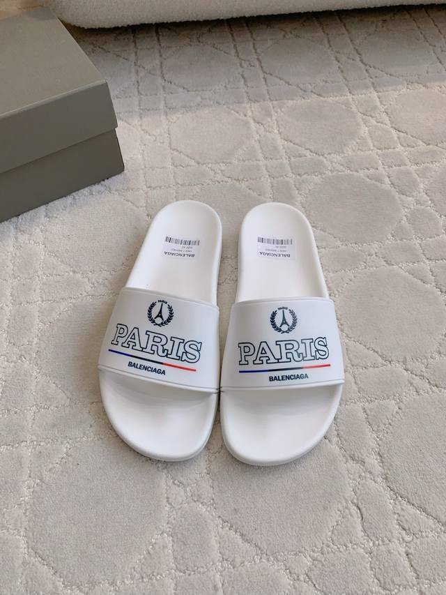 出厂价P 男款 Balenciag*经典款男士沙滩拖鞋 休闲百搭款 整双鞋子轻便舒适 Zp购入1:1复刻 尺码39-44 45定做