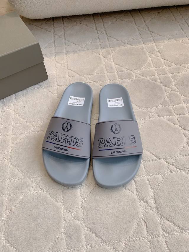 出厂价P 男款 Balenciag*经典款男士沙滩拖鞋 休闲百搭款 整双鞋子轻便舒适 Zp购入1:1复刻 尺码39-44 45定做