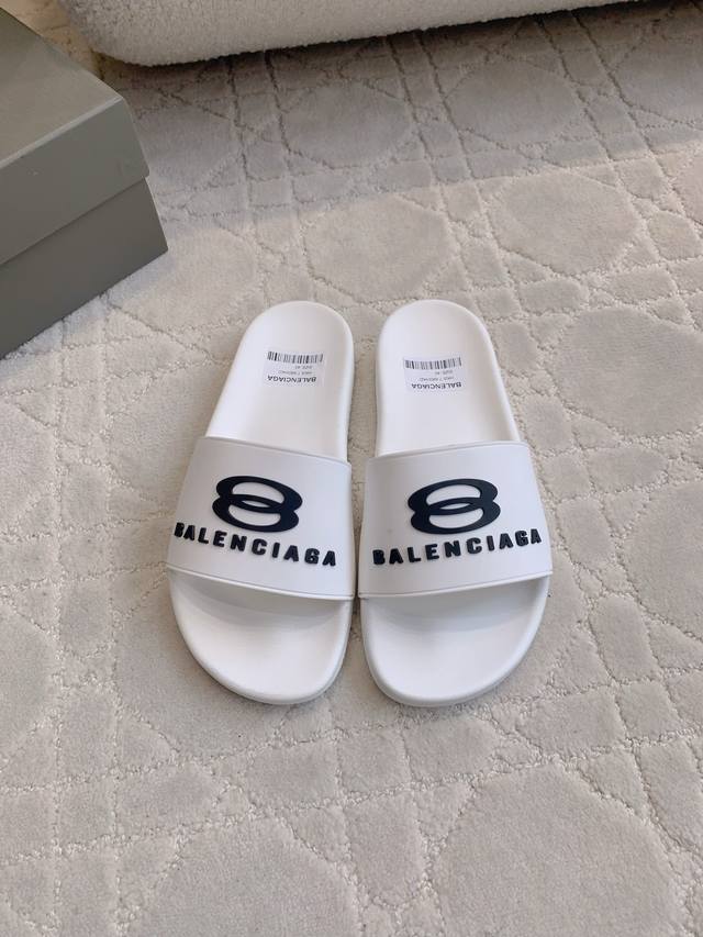 出厂价P 男款 Balenciag*经典款男士沙滩拖鞋 休闲百搭款 整双鞋子轻便舒适 Zp购入1:1复刻 尺码39-44 45定做