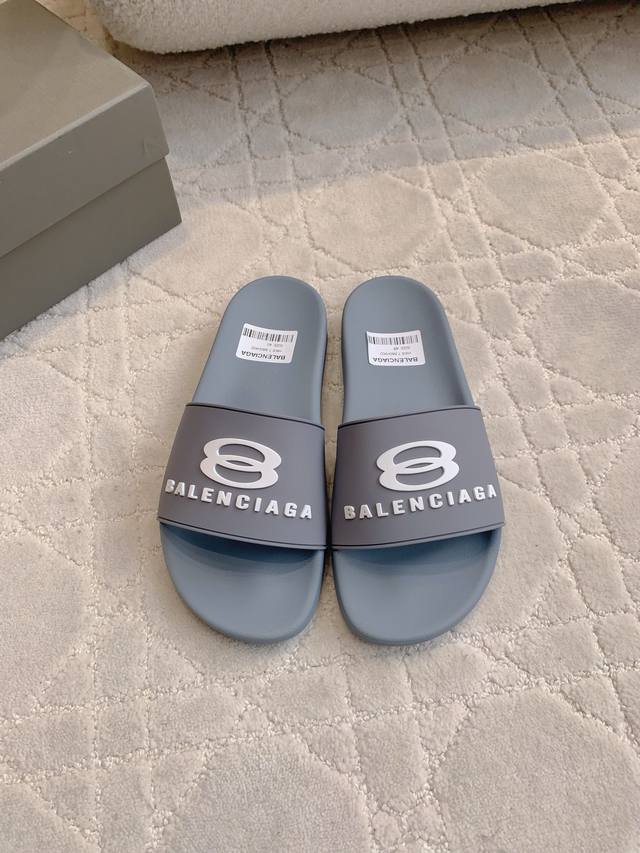 出厂价P 男款 Balenciag*经典款男士沙滩拖鞋 休闲百搭款 整双鞋子轻便舒适 Zp购入1:1复刻 尺码39-44 45定做