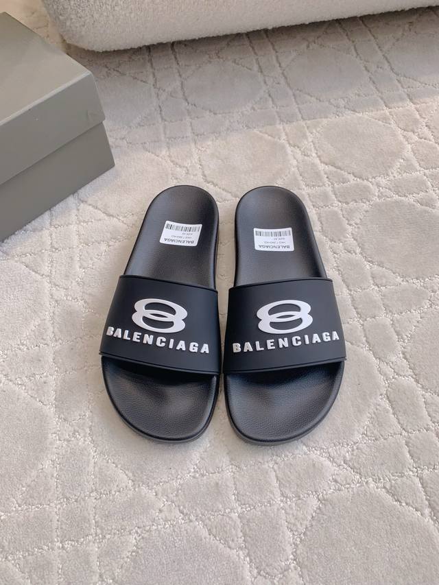 出厂价P 男款 Balenciag*经典款男士沙滩拖鞋 休闲百搭款 整双鞋子轻便舒适 Zp购入1:1复刻 尺码39-44 45定做