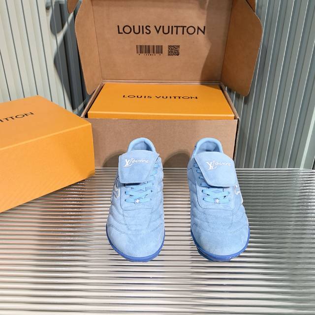 Louis Vuitton 路易威登 25Ss春夏新款 Footprint系列 情侣款 运动鞋 休闲鞋 是Pharrell Williams 首次以足球鞋为灵感
