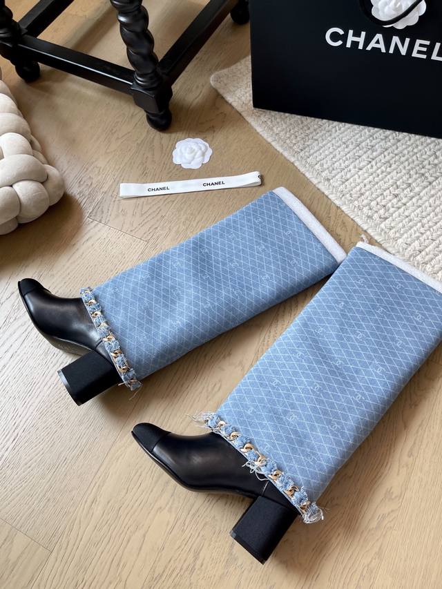 Chanel 25A新款链条长靴系列！ 顶级版本！抢先发售 鞋面牛仔布 网纱 羊皮 内里羊皮 真皮大底 原版定制链条！ 码数：34-41 34 40 41定制不