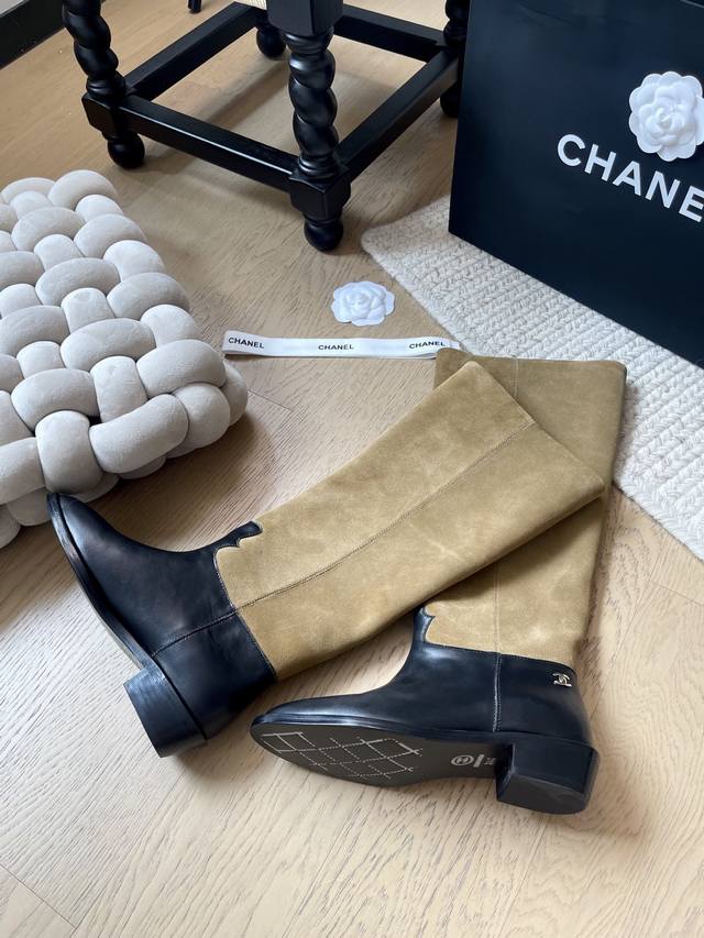 Chanel 25A麂皮绒靴子系列！ 顶级版本！抢先发售 鞋面麂皮 垫脚羊皮 真皮大底 码数：34-41 34 40 41定制不退不换