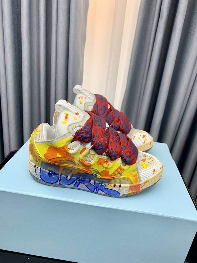出厂：情侣款 独家顶级版本 长期做货 浪凡Lanvin × Gallery Department 联名款限定系列 情侣3代面包休闲鞋 沉稳、笃定、活泼、经典与潮