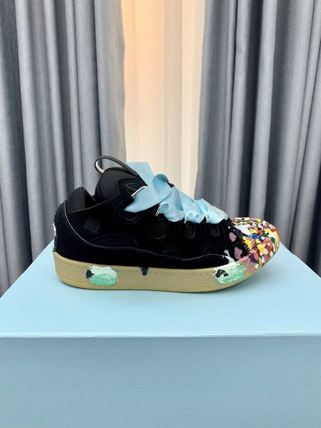 出厂：情侣款 独家顶级版本 长期做货 浪凡Lanvin × Gallery Department 联名款限定系列 情侣3代面包休闲鞋 沉稳、笃定、活泼、经典与潮