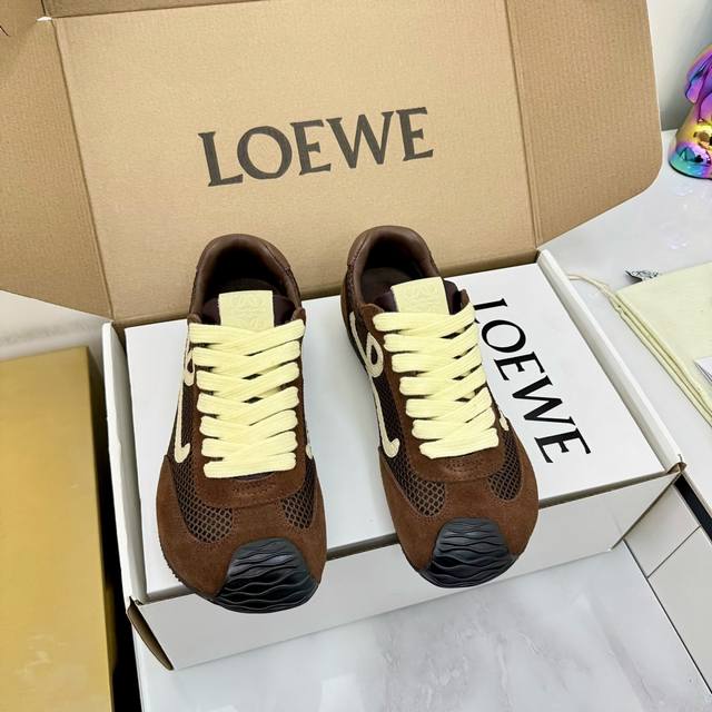 独家顶级版本 长期做货 Loewe罗意威德 最新配色德训全系列 情侣款代德训鞋 全网最快购入原版开发，穿几年不过时的，超级经典系列，网红最热爱的打卡神鞋，最快出