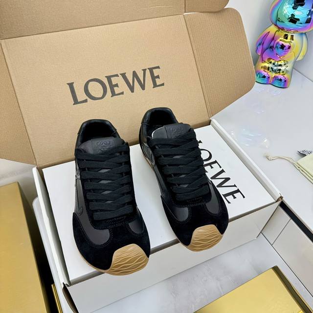 全皮面 独家顶级版本 长期做货 Loewe罗意威德 最新配色德训全系列 情侣款代德训鞋 全网最快购入原版开发，穿几年不过时的，超级经典系列，网红最热爱的打卡神鞋