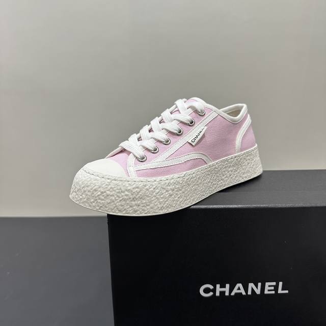 Chanel.Vintage 香奈儿2025早春新款 中古运动厚底饼干鞋休闲鞋太有范儿了 复古Coco女鞋.一直以来异常的盛行. 这款致敬经典系列！ 上脚超好看