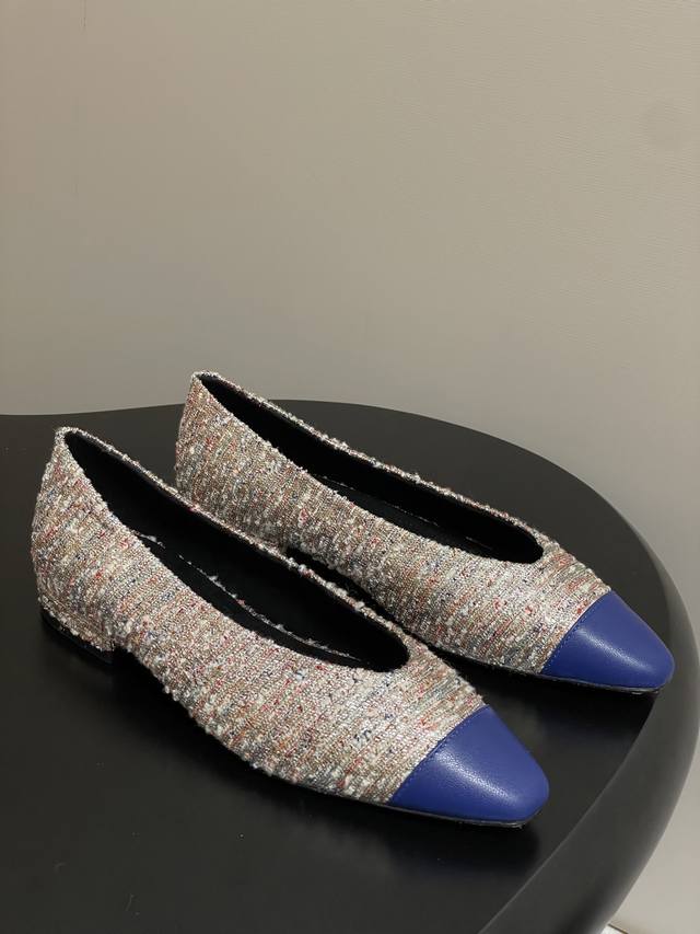 Loro Piana 诺悠翩雅 Lp70S春夏新款 Rebecca 芭蕾舞鞋平底亚麻布尼老钱风复古单鞋 这款精致的Rebecca平底芭蕾舞鞋采用质朴的大麻混纺面