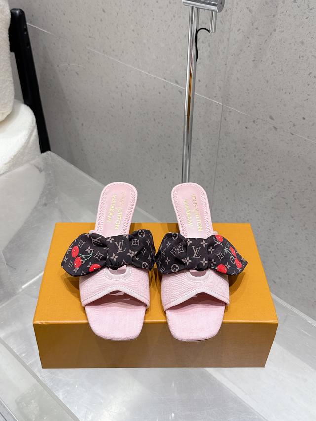 樱桃跟 Lv 25Ss春夏新款 Louis Vuitton × 村上隆樱桃系列 X Tm 6Am 露跟凉鞋 樱花系列 尖头搭扣樱桃跟蝴蝶结拖鞋高跟鞋 鹰嘴小尖头