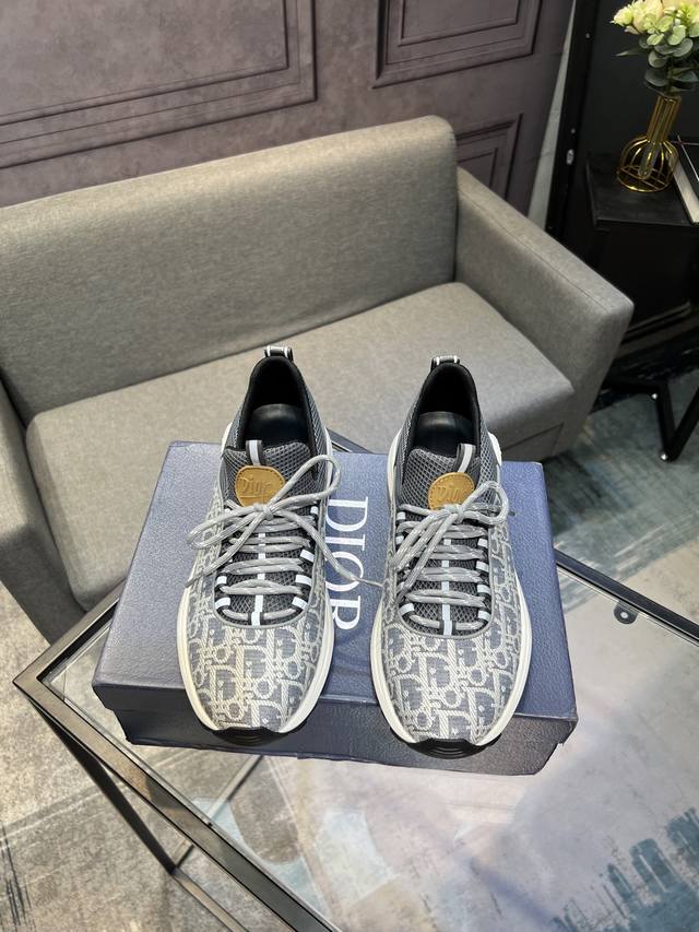 Dior 爆款男鞋，进口网纱拼接材料，真是内里 原厂特供原版底，38-45 45订做不退换