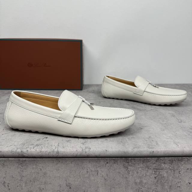 Loropiana 诺悠翩雅 Dot Sole Walk男士莫卡辛鞋 ！重工打造，皮料材质看细节，天花板级，吊打一切市面通货！此绒面牛皮 荔枝纹牛皮革莫卡辛软底