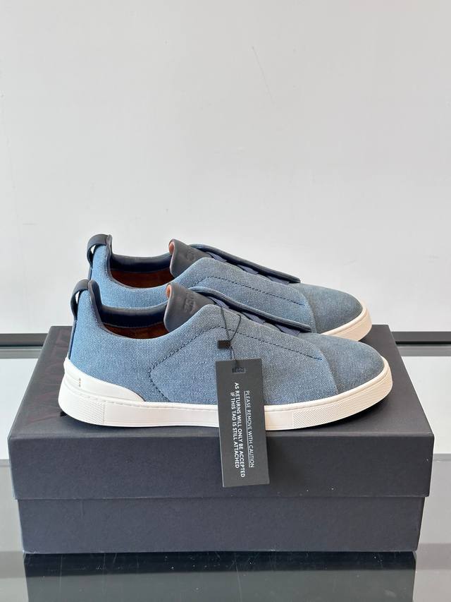 工厂P Zegna 杰尼亚 新款男士低帮皮革运动鞋，选用进口牛皮打造，丰富的工艺细节，鞋底骆马皮革嵌饰和品牌压纹徽标细节，干净简洁的设计线条非常百搭，优雅大气，