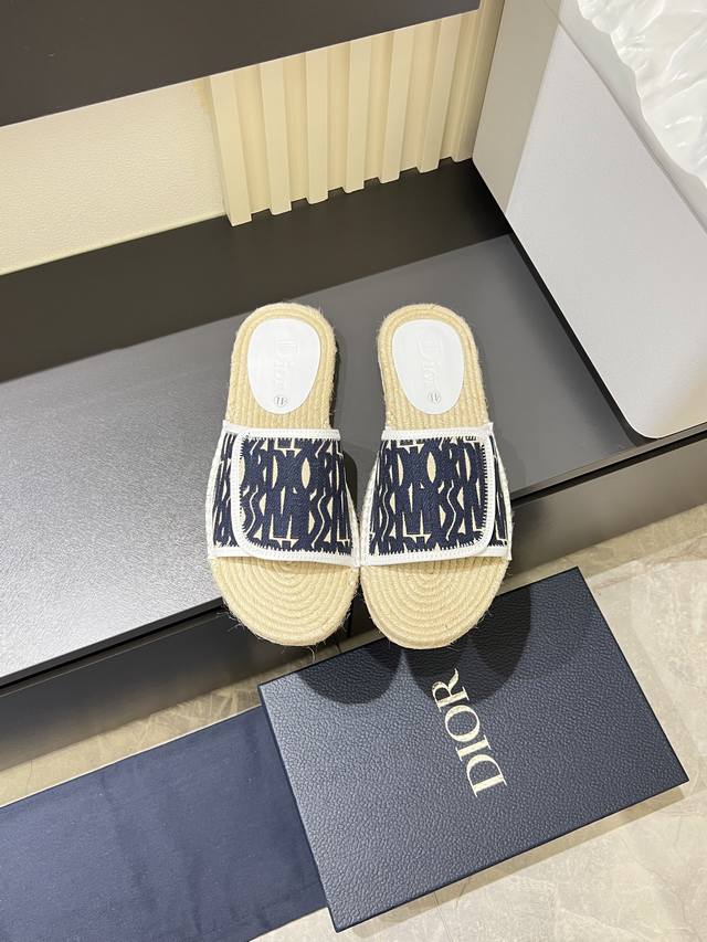 调工厂P价 男装男鞋 运动原单 Dior*男士拖鞋，高端大气上档 ，专柜对比质量 鞋面纯手工拉线，原生麻与生胶底组合 ，透气防滑大底 ，内里透气舒适小绵羊羊皮，