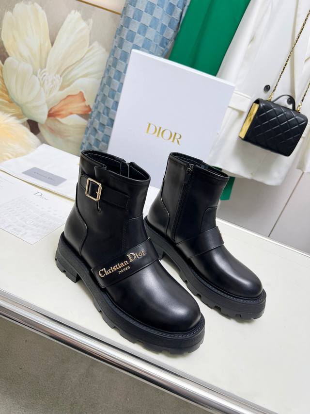 工厂P价 女装女鞋 运动原单 Dior 迪奥2025Ss 新款秋冬英伦风布洛克厚底马丁靴楦型百搭瘦脚Yyds.造型立体饱满，帅气十足 上脚舒适 一款非常复古风、