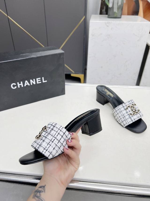 实价 真皮底+40Chanel 香奈儿 新款 拖鞋 官网专柜，面料羊皮、内里绵羊皮，垫脚山羊皮，5色任选，35－42码 35.42.43不退换