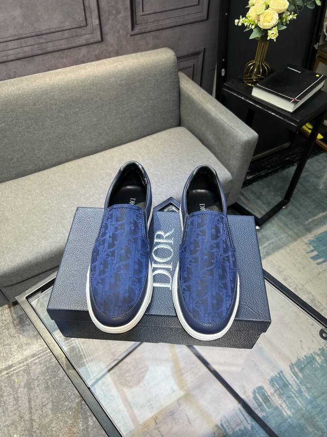 Dior 迪奥 男鞋高端品牌 最新力作：意大利进口原版专用布面料+牛皮+进口羊皮内里原版包头橡胶大底 柔软舒适，让行走更加便捷舒适！尺码:38-44 45可定制