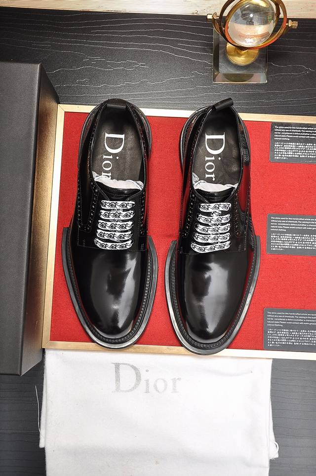 出厂价P 迪奥 Dior 高端貨 牛里 原單品質Dior .迪奧 原單代購、高端皮鞋、面料：採用意大利進口開邊珠牛皮水染牛里 牛皮里特供原版大底、做工精細、實物