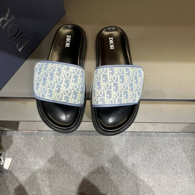 38-45 迪奥 高端精品 奢品拖鞋，1:1高端品质，休闲阳光宽松舒适型，最高版本高品质精品，经夏季必入哦！