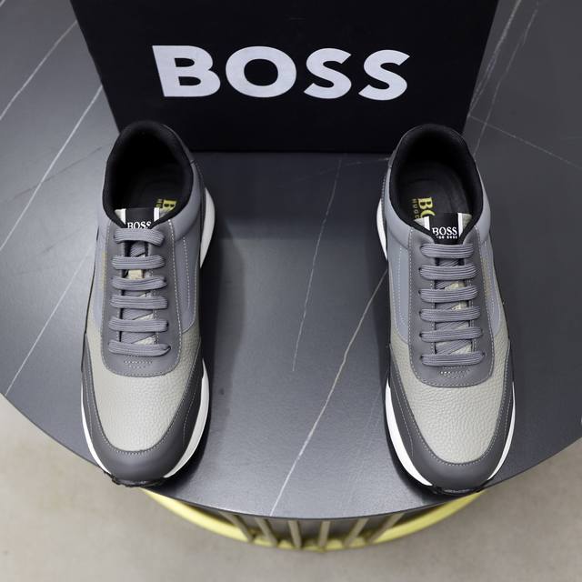 出厂价Pp： Boss男士休闲运动鞋，原版开模，鞋面采用意大利进口牛皮拼接材质，上脚柔软舒适 原版Tpu发泡大底脚感柔软轻便！Size：38-44 45订做
