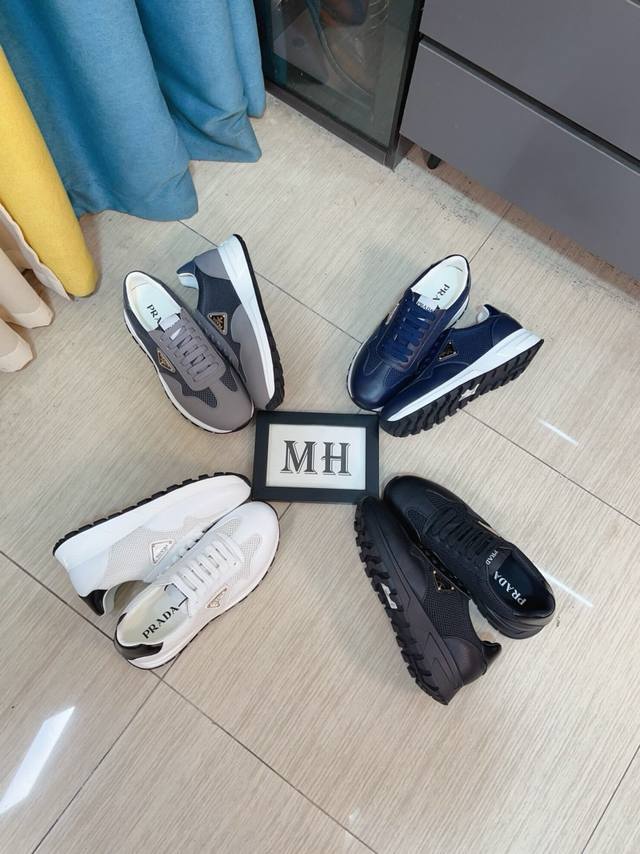 出厂价P 高品质新款Prada 普拉达 专柜同步上市， 新款男鞋、面料精选进口面网配滴胶工艺。进口牛皮内里。高端开模防滑橡胶大底，精美线条、简约大气，上脚舒服上