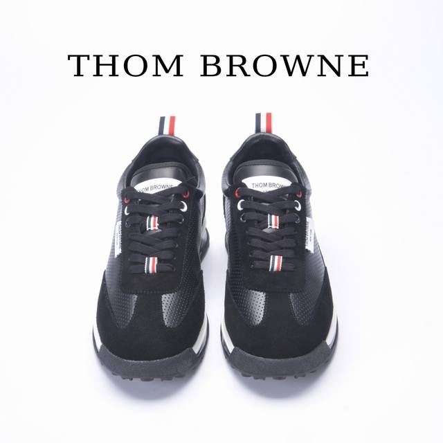 调工厂P价 男装男鞋 运动原单 Thom Browne 早秋跑鞋 运动鞋 黑色百搭现代风格！均花血本购入原版1:1精准复刻、细节！ 这款运动鞋头层冲孔小牛皮+小