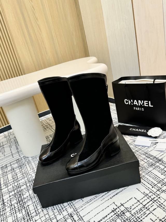 工厂P价 女装女鞋 运动原单顶级版本Chanel香奈儿 2025专柜顶级厚底骑士靴这款经典设计；不平凡的拥入了多种配色元素 多元化混搭非常好看百搭，上脚非常轻巧
