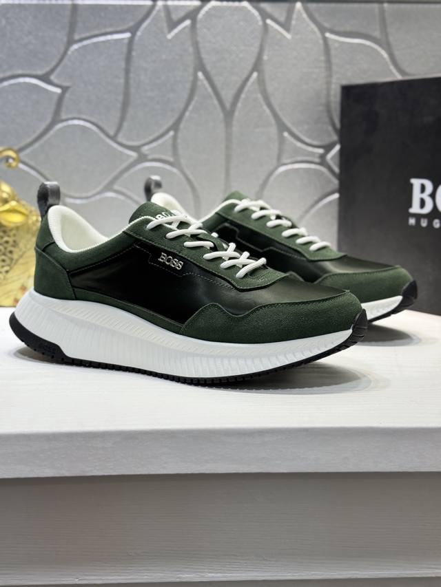出厂价P 实价 Boss 运动男鞋，以经典的设计成为永不落幕的时尚宠儿，经典的休闲造型。采用牛皮，网布内里品牌专用大底，橡胶耐磨超轻大底，轻便，整体设计和谐统一