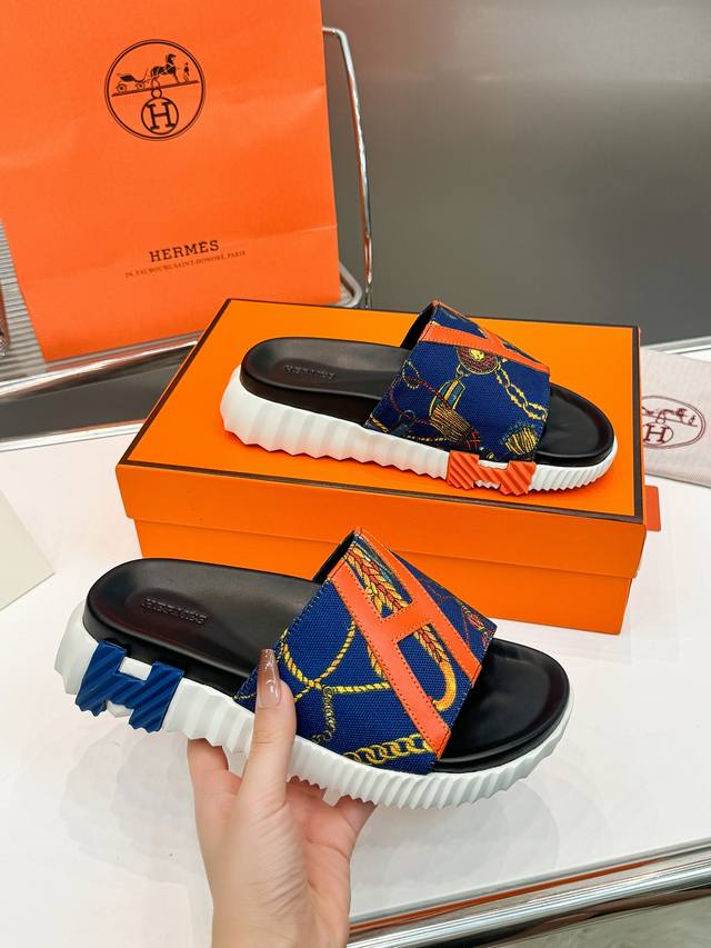最新爱马仕 Hermes 普通版 顶级版 ▼拖鞋套趾凉鞋平底鞋沙滩鞋小牛皮非织拼接.大底 原版 Ip发泡底，轻 软 上脚舒适码数35-46码