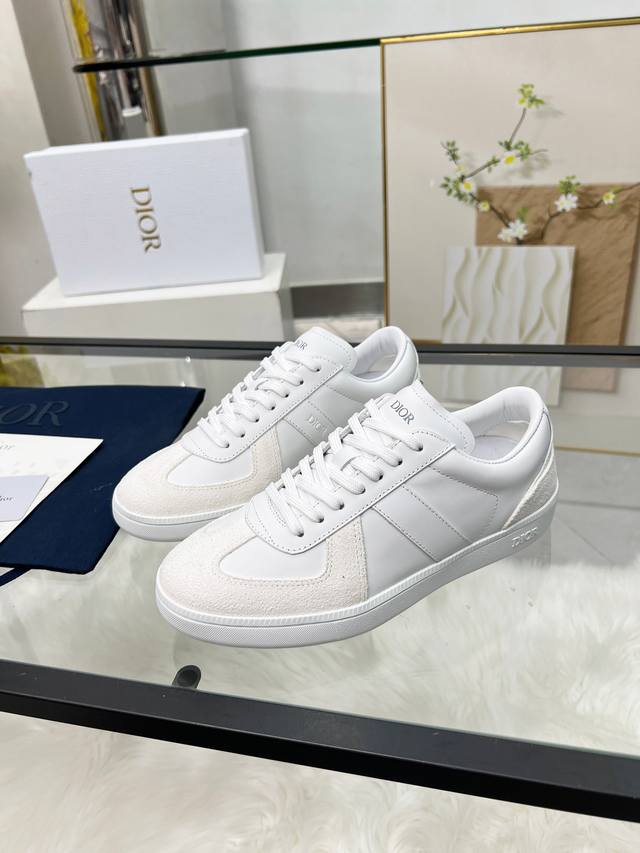 顶级版本 女款 男 正确版本。 迪奥B01情侣款休闲德训鞋小白鞋运动鞋90年代末时尚品牌Maison Margiela大批量采购Gat，并且把它们进行改头换面，