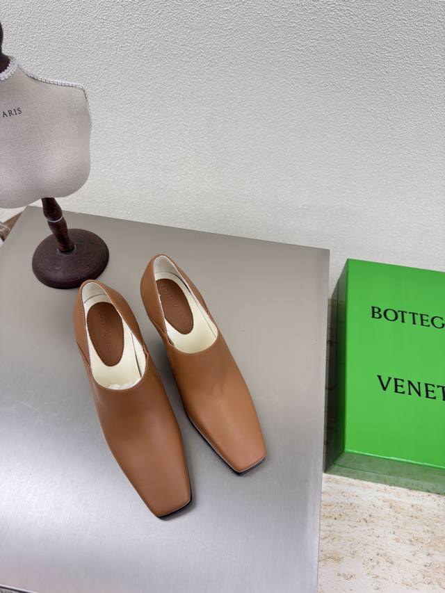 Bv 女士 Lewis 高跟鞋 原版复刻 Bottega Venet* 跟高 7.5Cm 独家开模 对标对版 原版一致 请对比官图 原版材质 对版 一致原版一比