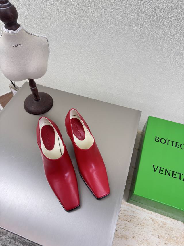 Bv 女士 Lewis 高跟鞋 原版复刻 Bottega Venet* 跟高 7.5Cm 独家开模 对标对版 原版一致 请对比官图 原版材质 对版 一致原版一比
