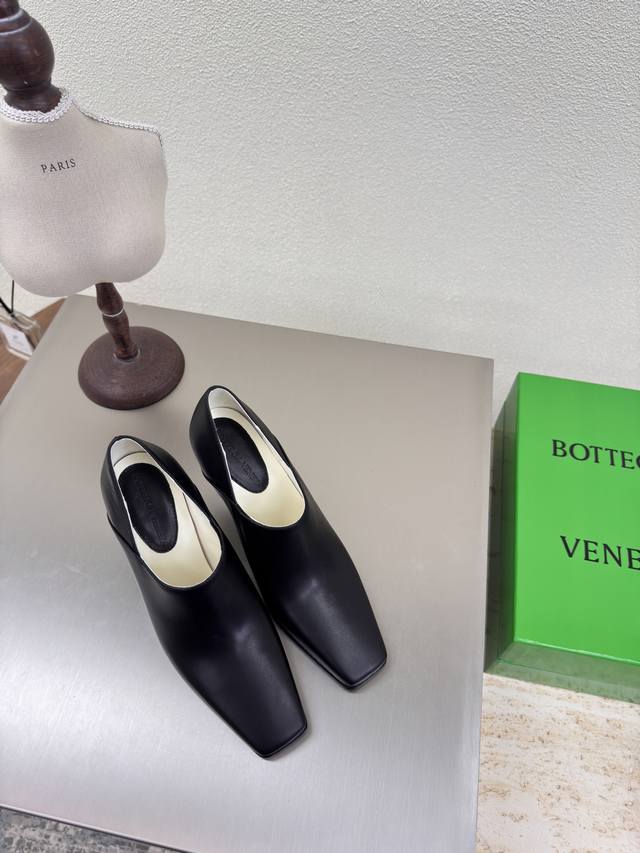 Bv 女士 Lewis 高跟鞋 原版复刻 Bottega Venet* 跟高 7.5Cm 独家开模 对标对版 原版一致 请对比官图 原版材质 对版 一致原版一比