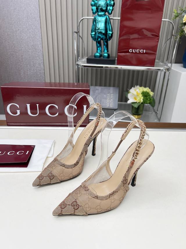 Gucci 古驰 新款原版复刻金属字母链条浅口尖头高跟鞋拼接单鞋，面牛漆皮拼网面透气舒适 内里垫脚羊皮，35-42码 橡胶底 皮底