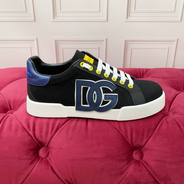 女款 男款 高端版本 高质量 品牌大底Dolce & Gabbana 2025新款 顶级版本 高端质量 独家精工定制上市 品牌字母工艺点缀绝美奢华闪耀 精湛的做