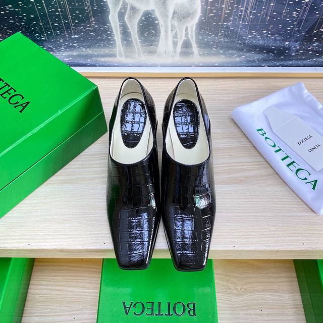 出厂 Bv 女士 Lewis 高跟鞋 原版复刻 Bottega Venet* 跟高 7.5Cm 独家开模 对标对版 原版一致 请对比官图 原版材质 对版 一致原