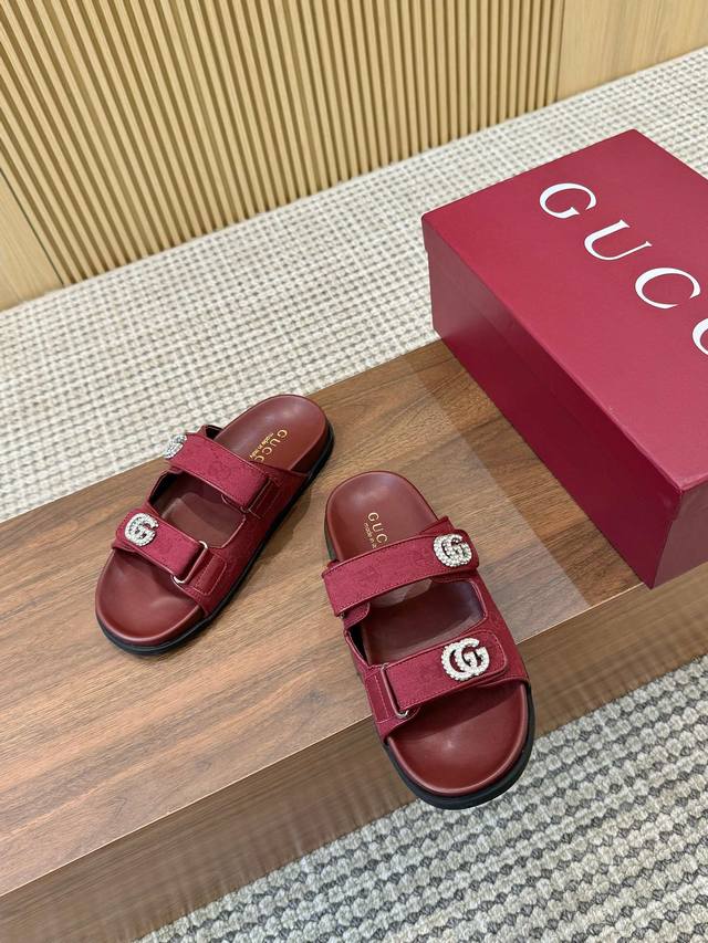 Gucci 新品厚底 互扣式刺绣大G横带穆勒鞋 迷你Gg压纹包头拖鞋勃肯半拖官网同步，原版一比一复制，最高版本所有材质细节均与Yb一致面料：进口牛皮和双G皮面内