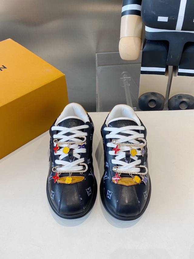 出厂 男码+70 配饰+100 Louis Vuitton 25Ss新品 萌嘟嘟的运动鞋 Pharrell Williams与Louis Vuitton合作推出