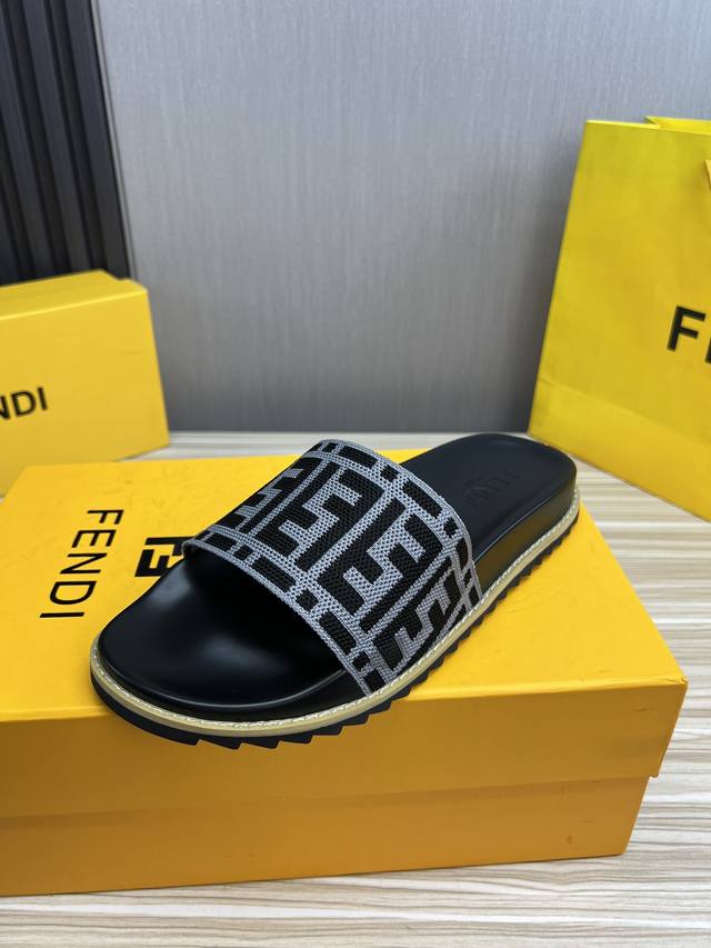 芬迪男拖鞋，ＦＥＮＤＩ官网一比一制作 38-45码 45 46 订做！多色可选