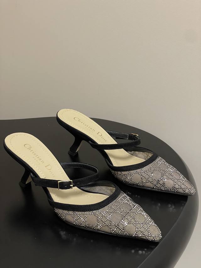 顶级品质 配高档飞机盒 25Ss早春新款Dior 迪奥D-Capture璀璨星河系列经典藤格纹烫钻网纱水晶钻高跟单鞋小猫跟后空凉鞋尖头高跟穆勒鞋猫跟包头半拖鞋婚