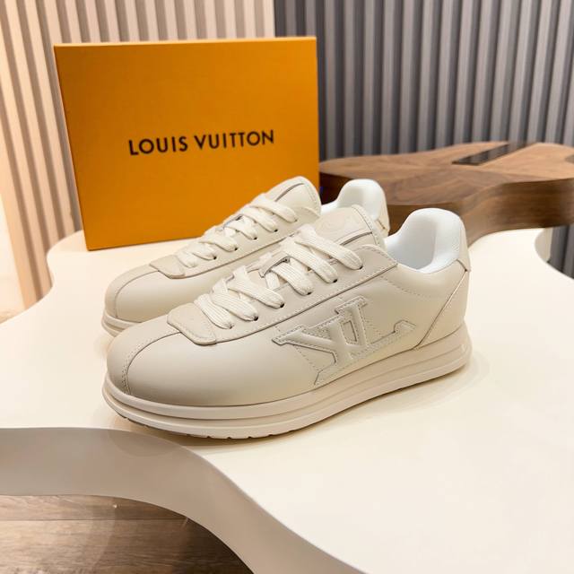 Louis Vuitton 路易威登 高端品质 原单休闲运动鞋 鞋面：纳帕小牛皮.彩印品牌图腾、鞋身车缝品牌模块、鞋头.鞋舌.后跟；空压品牌Logo内里：品牌帆