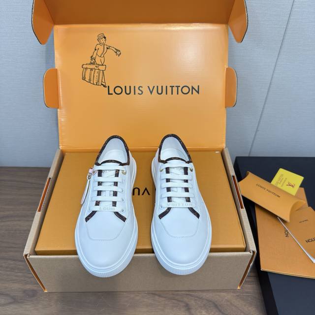 Lv 路易威登 2025 小白鞋新款 顶级版本 专柜主打最新款 帆布鞋 硬货上新百搭日常 休闲 高级感十足！国内外博主刷爆的一款，复古又时髦 上脚美炸了！官网主
