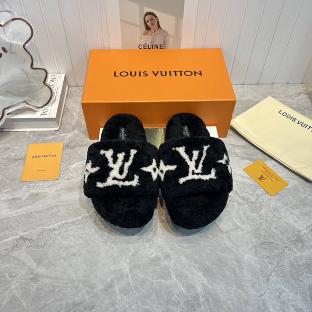 Louis Vuitton 25新款羊毛拖鞋 頂级品质纯皮毛一体羔羊毛打造！鞋面垫脚全羊毛鞋底是原版开模的防滑橡胶大底码数35-41 41订做不退换