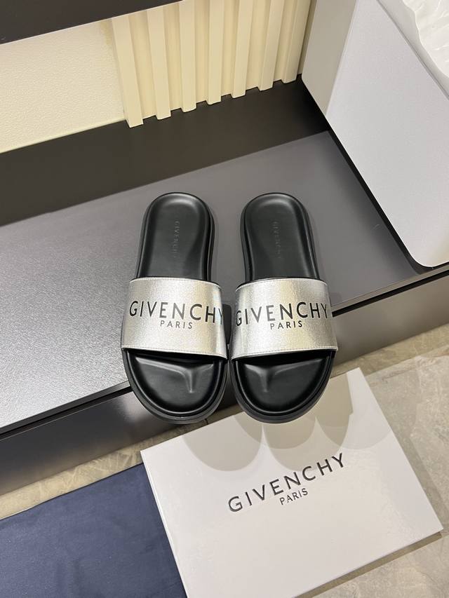 Givench*纪梵* 进口头层牛皮，高端1:1开模定制，原版升级版大底，更轻便，防滑。最高版本高品质精品， 夏季必入！Size：男38-45