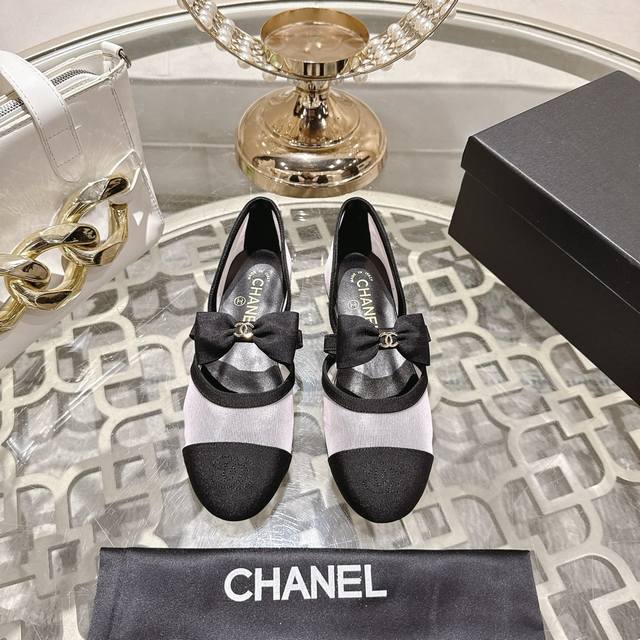代购级品质 Chanel小香25 A夏季新款蝴蝶结单鞋 这双乐福鞋真的美到窒息！牛皮面料+进口网面，每一个细节都散发着高级感～经典蝴蝶结设计，意大利真皮底，上脚