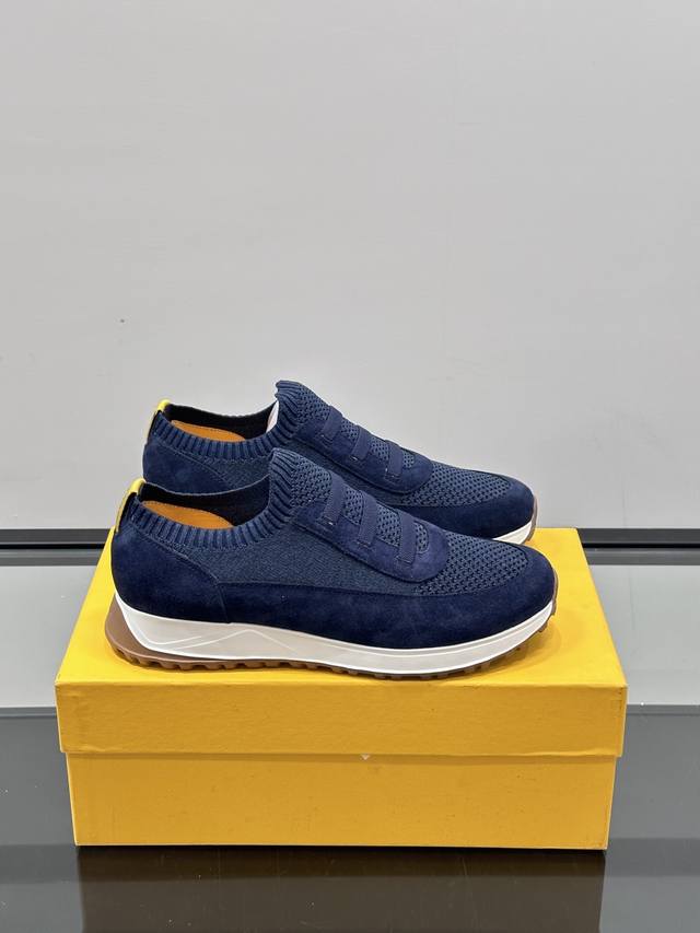 Doucal’S 顶级 Size ：39-44 38.45.可订做 Doucal’S意大利男鞋 Doucal's 是创立于1964年的意大利鞋品牌，始终坚持手工